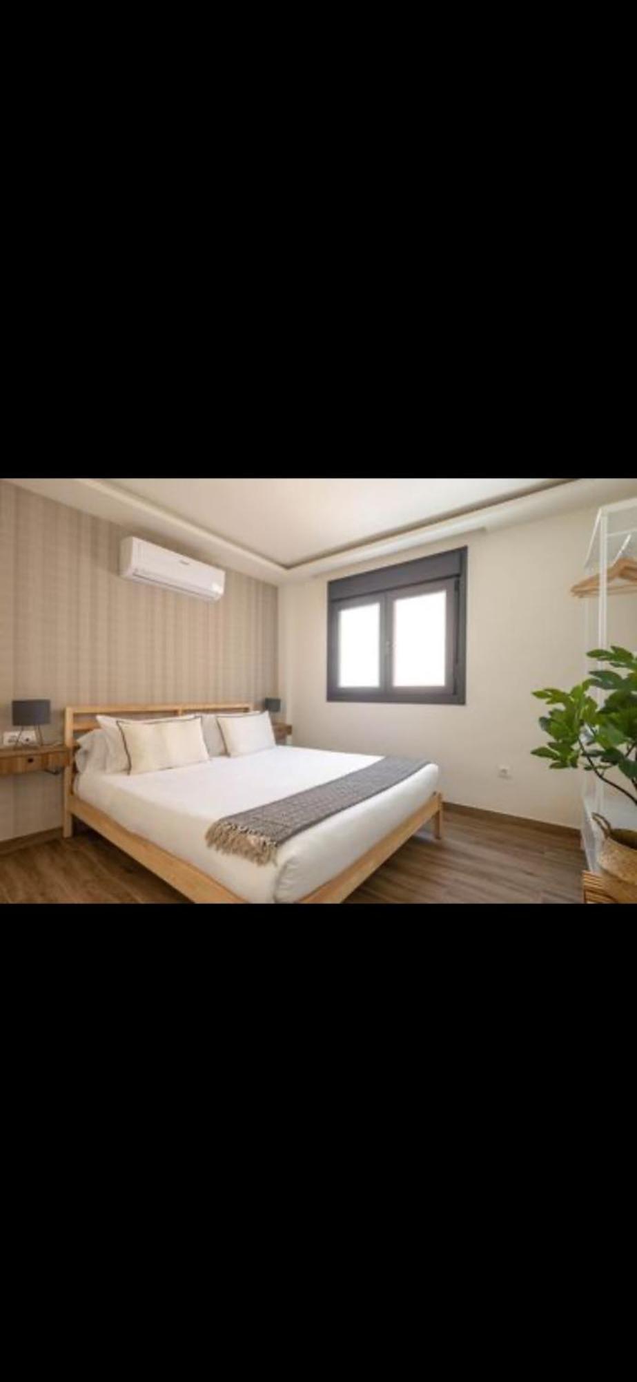 Apartment At The Beach マラガ エクステリア 写真